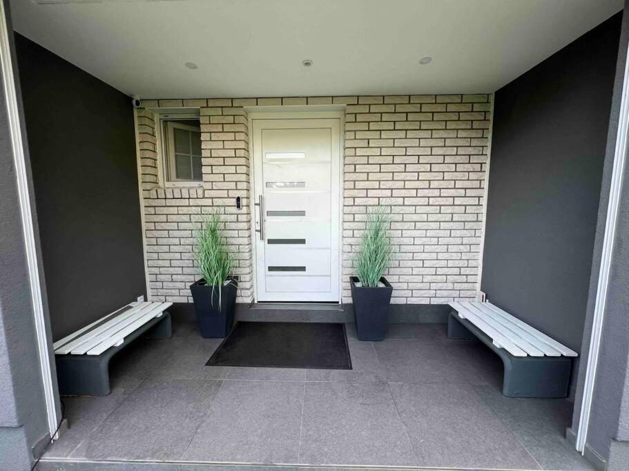 Schoenes 2 Zimmer Apartment An Der Stadt Grenze Mit Klimaanlage Blankenfelde-Mahlow ภายนอก รูปภาพ